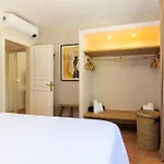 Caterina Authentic In Quiet, Wooded Area Villa