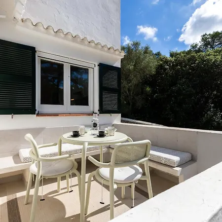 Caterina Authentic In Quiet, Wooded Area *