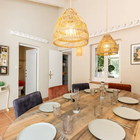 Caterina Authentic In Quiet, Wooded Area Villa Es Mercadal