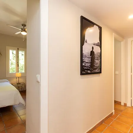 Caterina Authentic In Quiet, Wooded Area Villa *