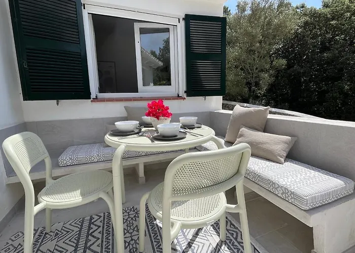 Caterina Authentic In Quiet, Wooded Area * Es Mercadal