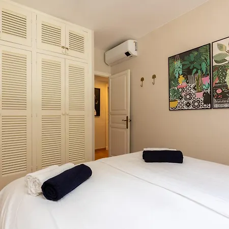 Caterina Authentic In Quiet, Wooded Area Vila